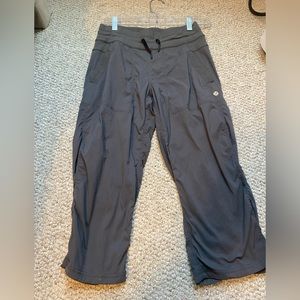 Lululemon Cropped Grey Dance Pants